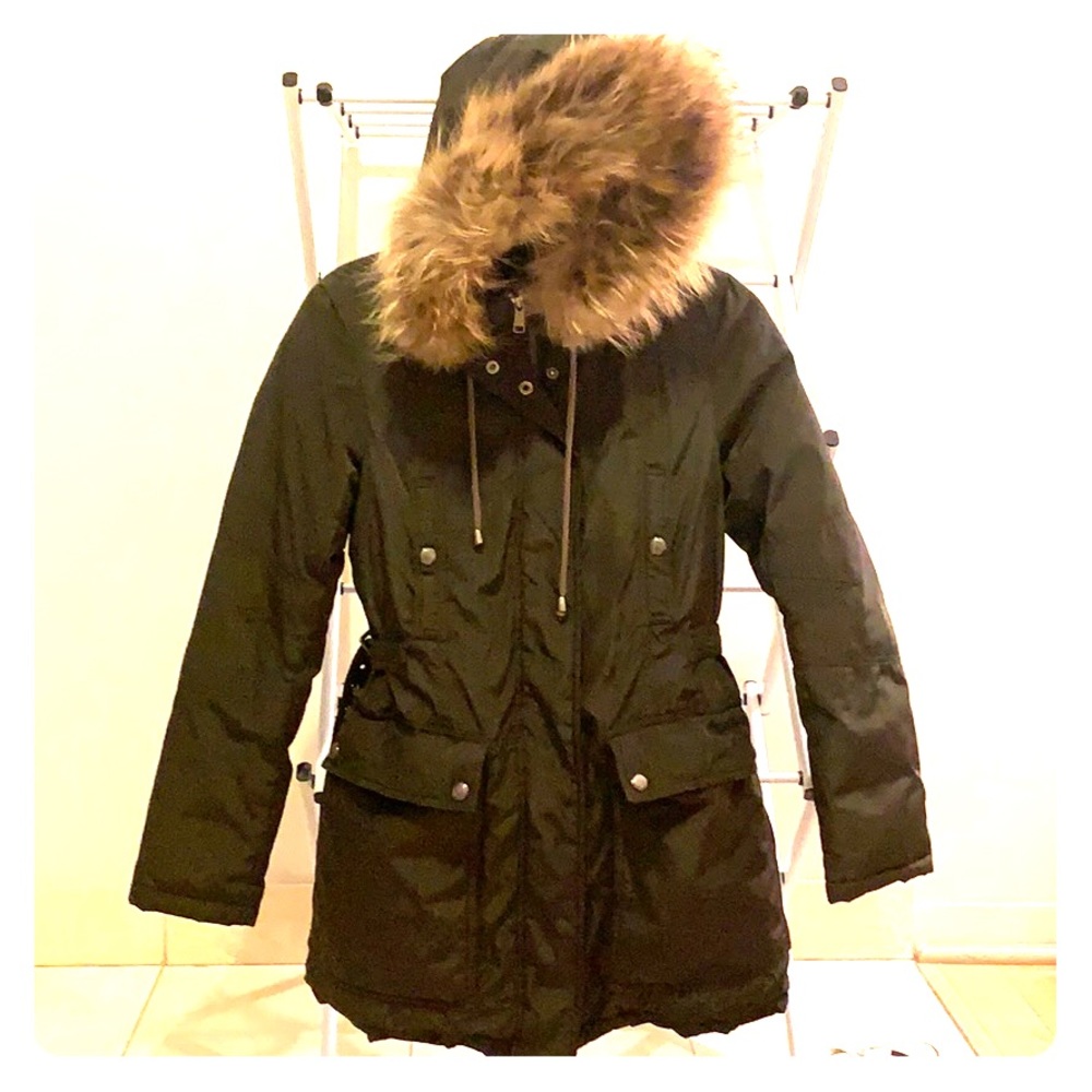 Andrew Marc army green size S mid thigh parka